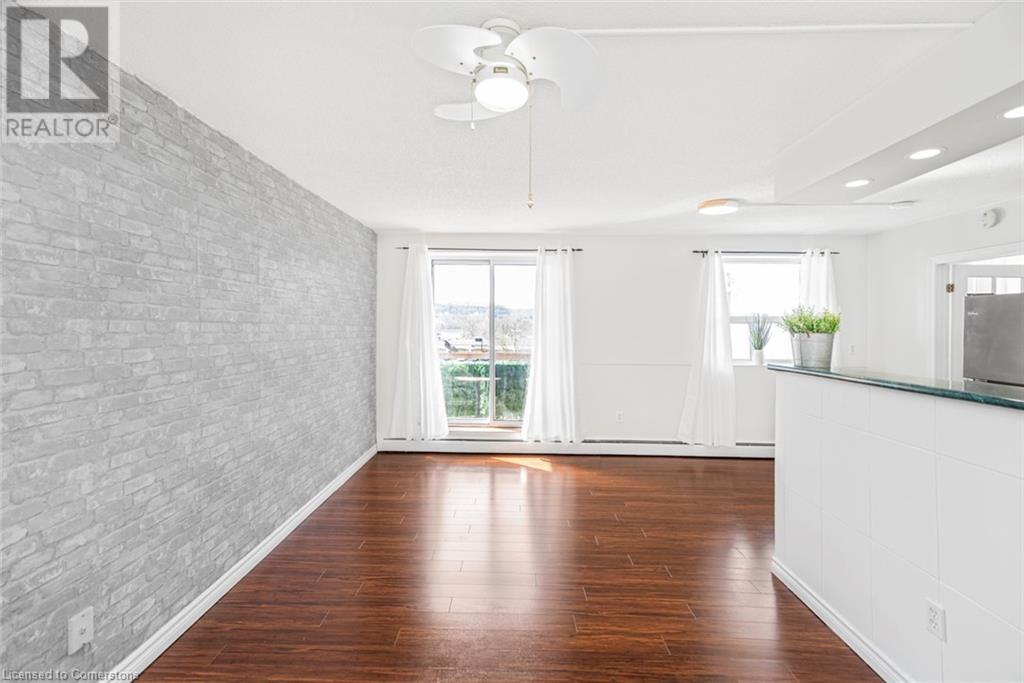 851 QUEENSTON Road Unit# 404