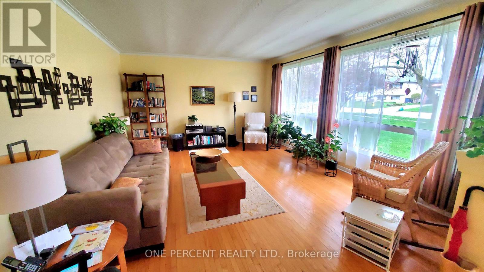 164 REDFORD CRESCENT