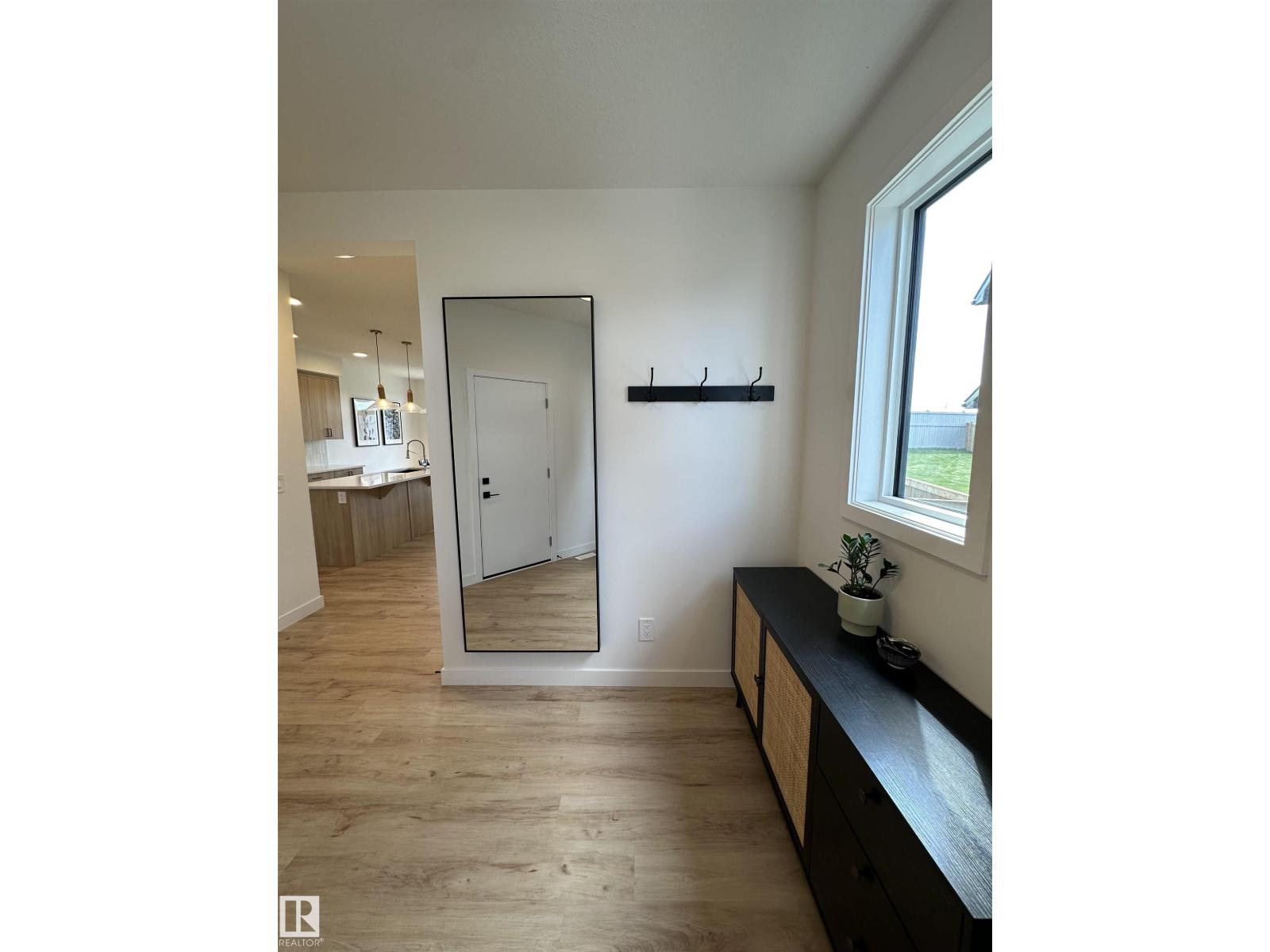 29 CHARTRES CL