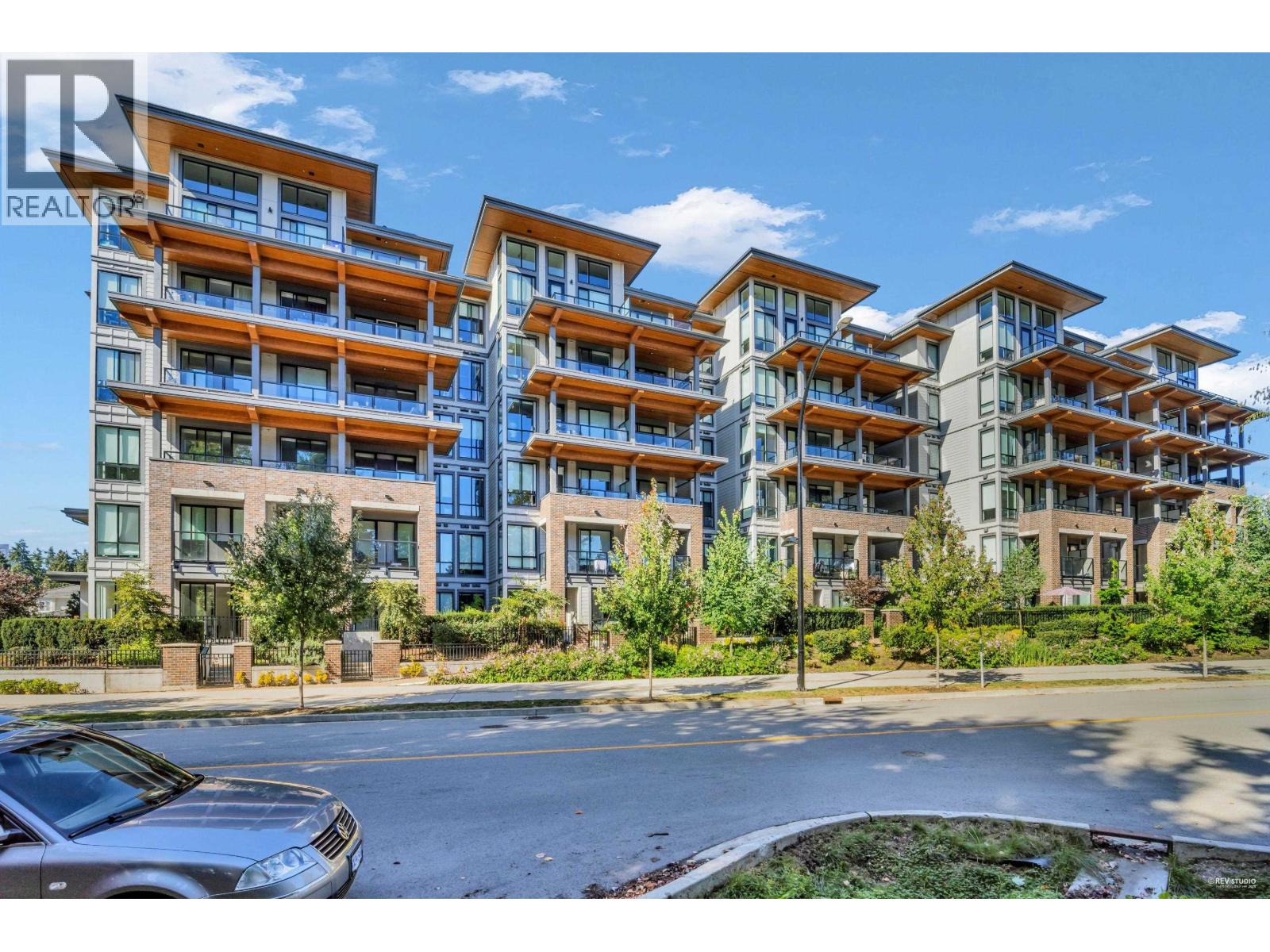 319 7599 15TH STREET