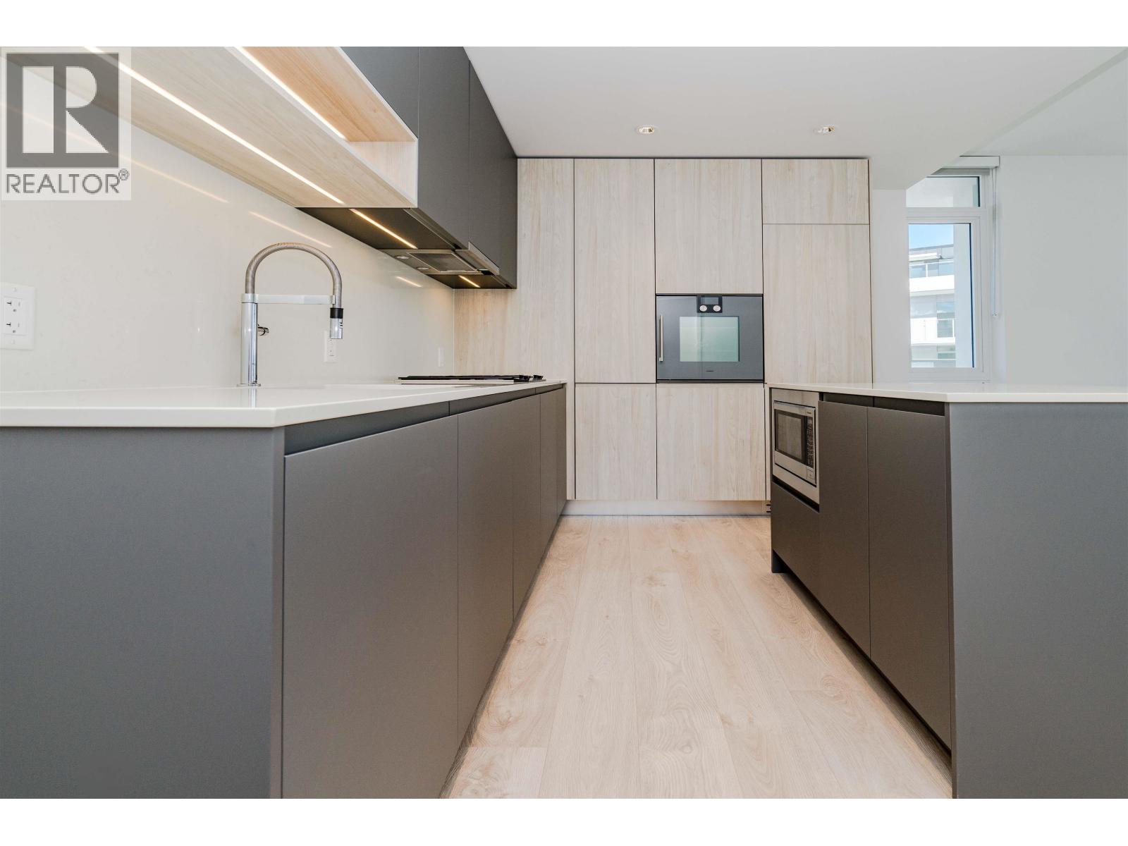 1213 6808 MINORU BOULEVARD