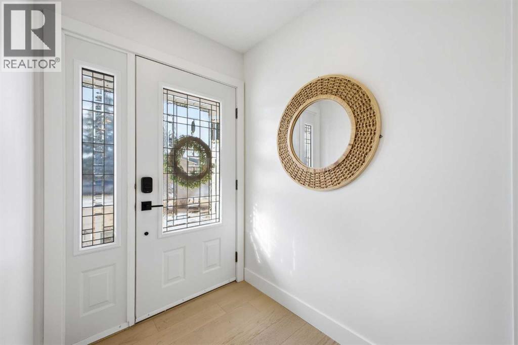 36 Lake Adams Place SE