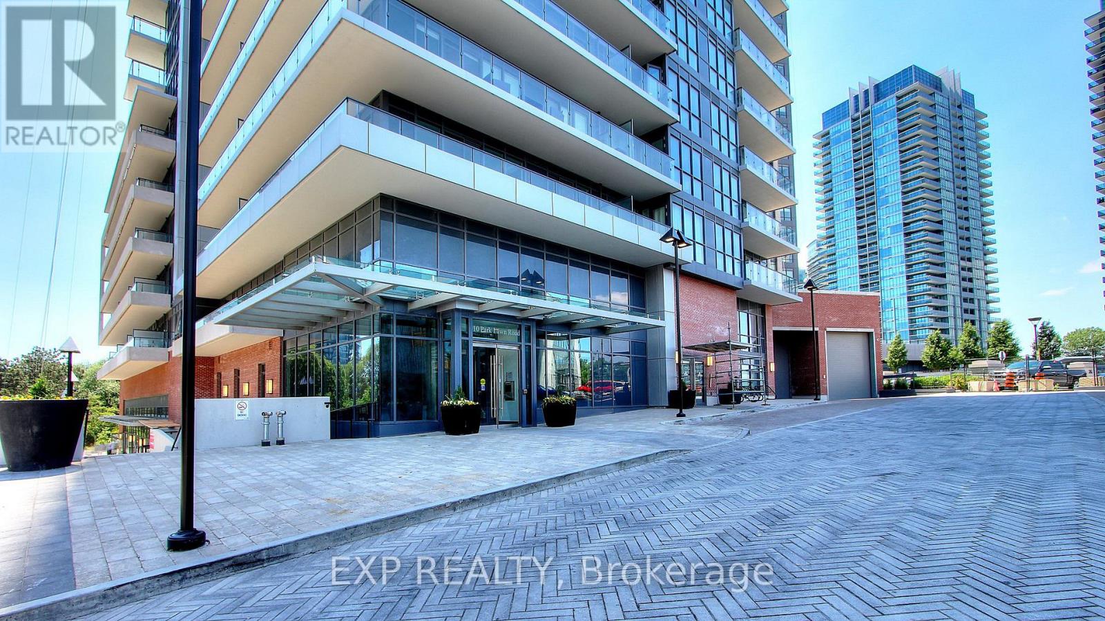 2006 - 10 PARKLAWN ROAD