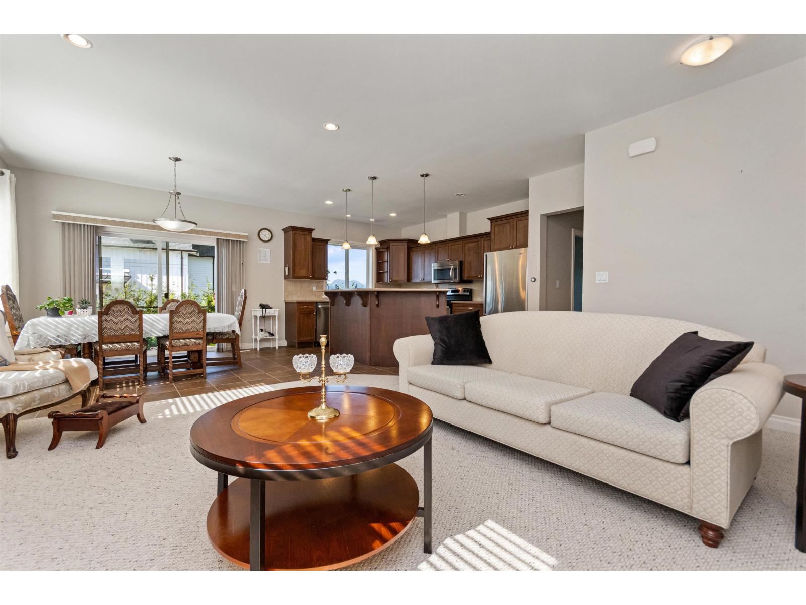 76 7600 CHILLIWACK RIVER ROAD|Sardis East Vedder
