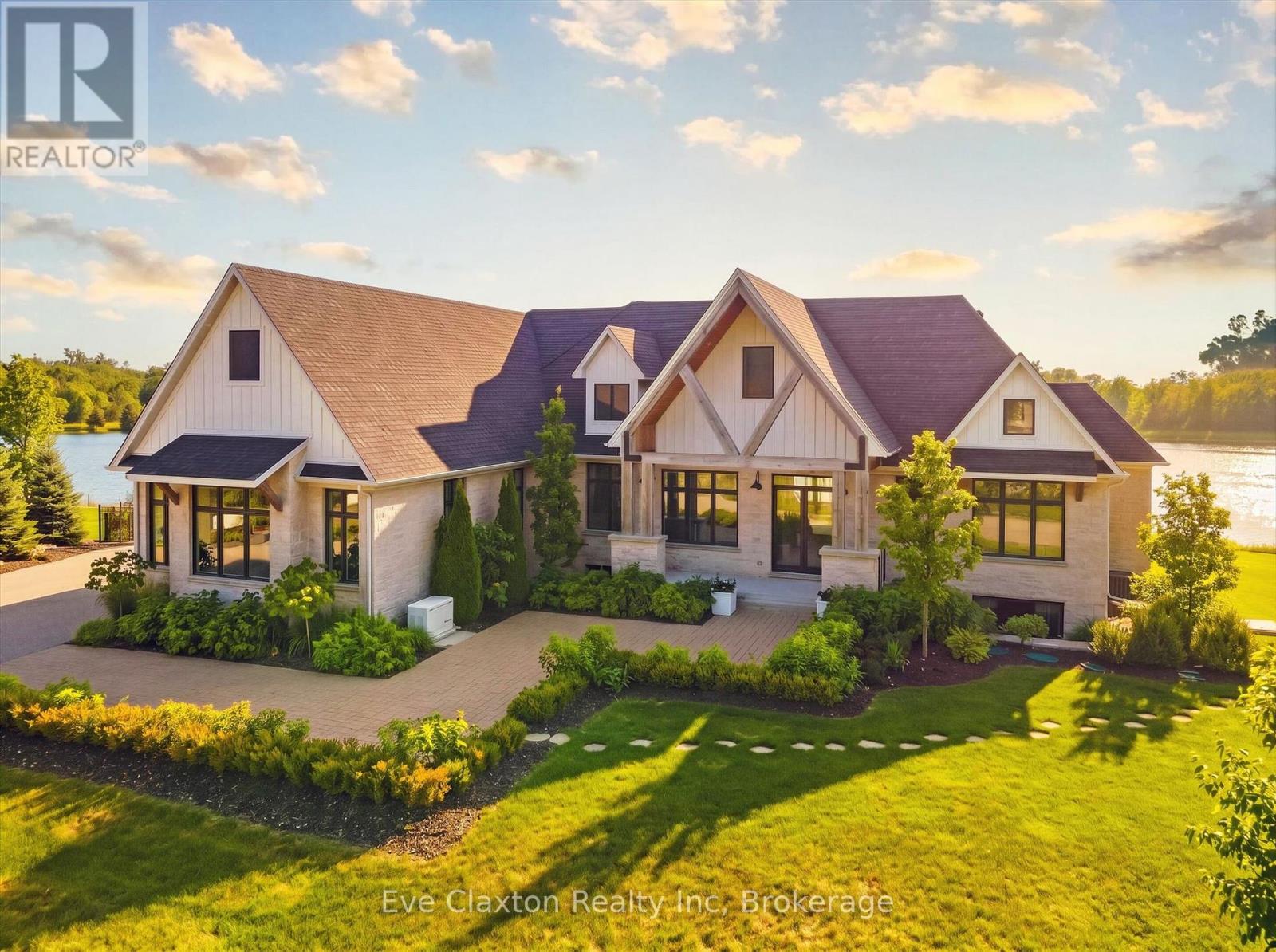 129 HERITAGE LAKE DRIVE