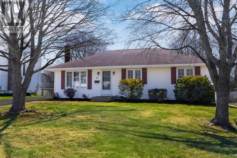 58 Glenthorn Avenue Charlottetown PE C1A9B5