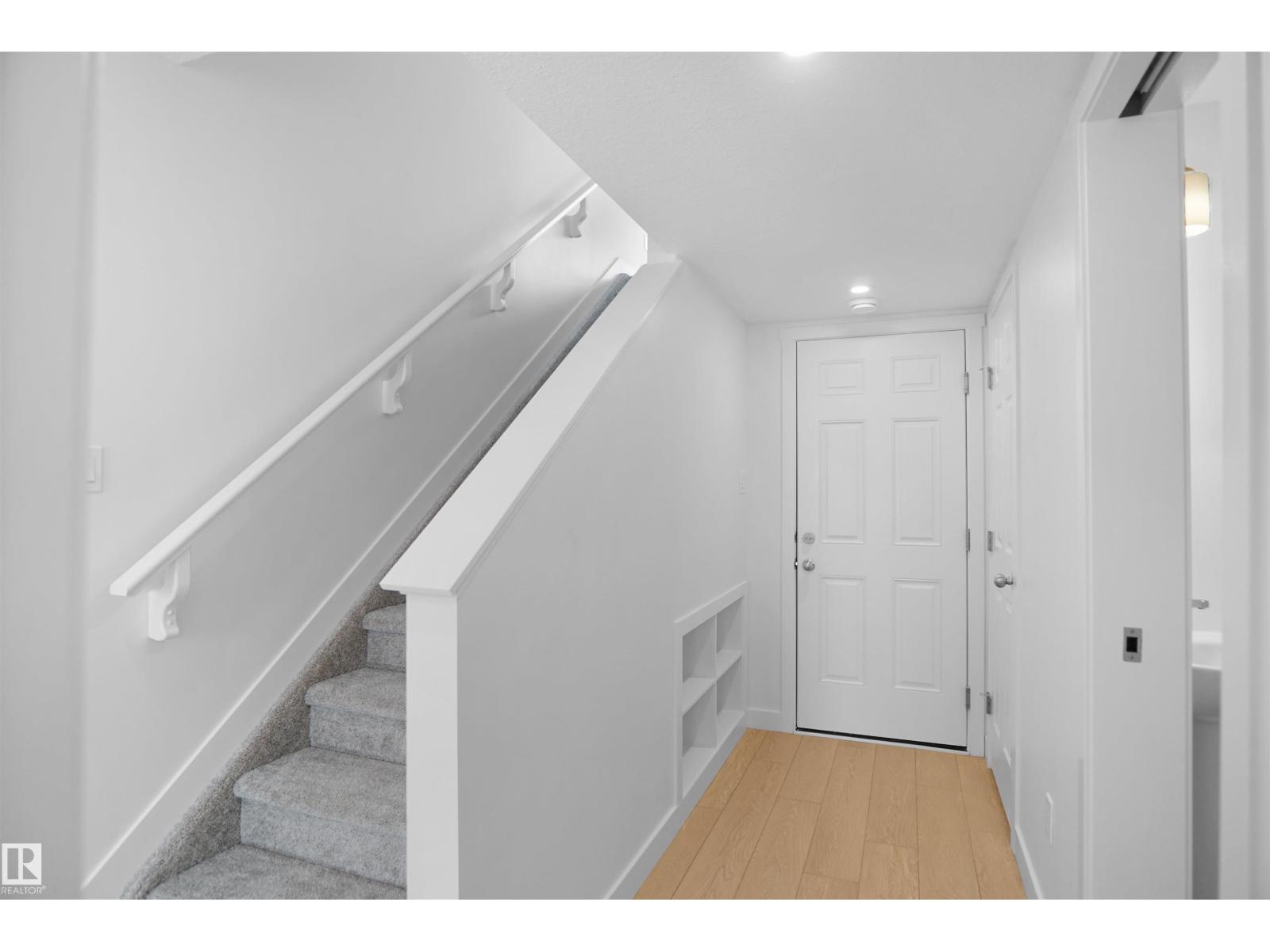 21032 24 AV NW