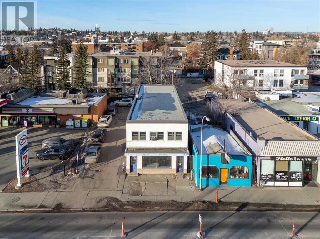 2611, 2613, 2615 14 Street SW