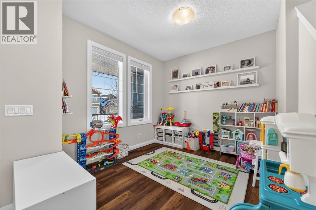 1350 Ravenswood Drive SE