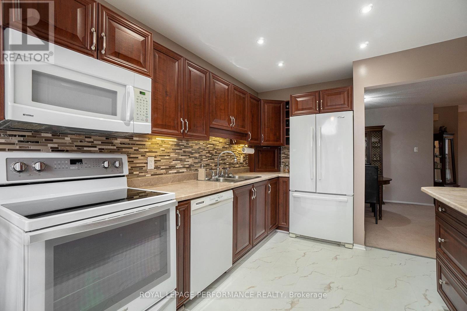170 MIDSUMMER TERRACE