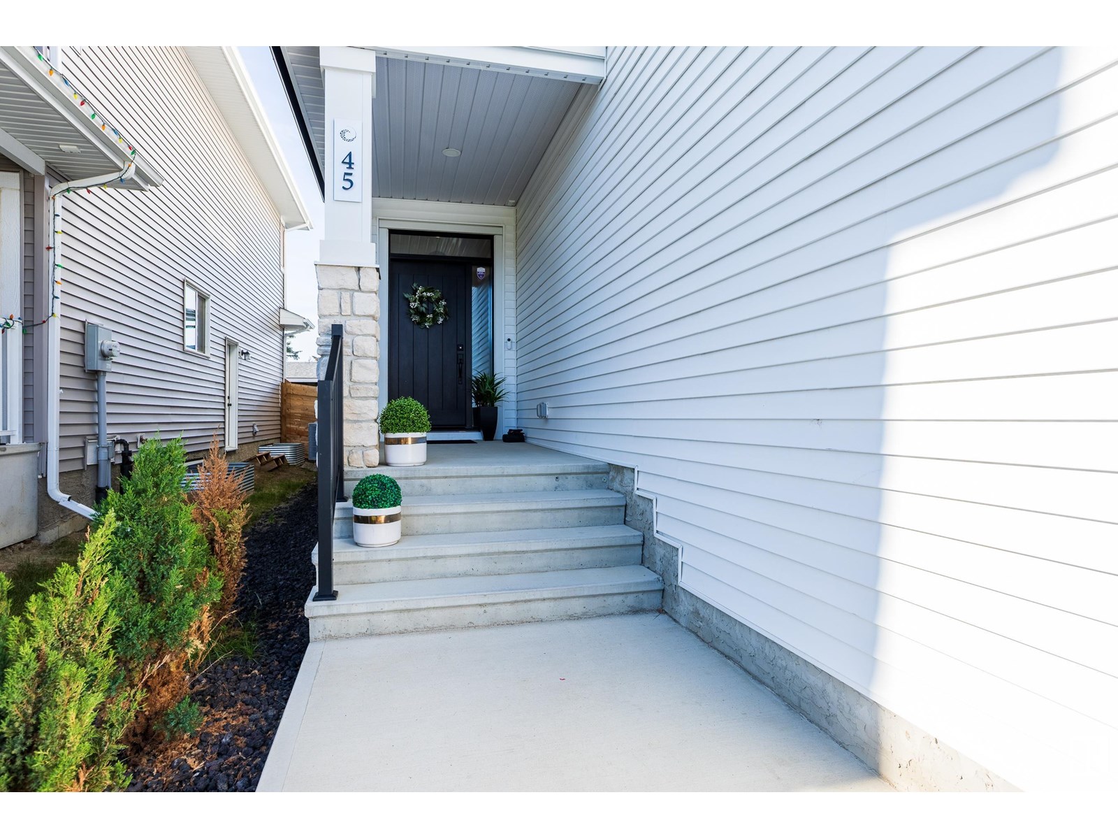 45 JAMISON CR