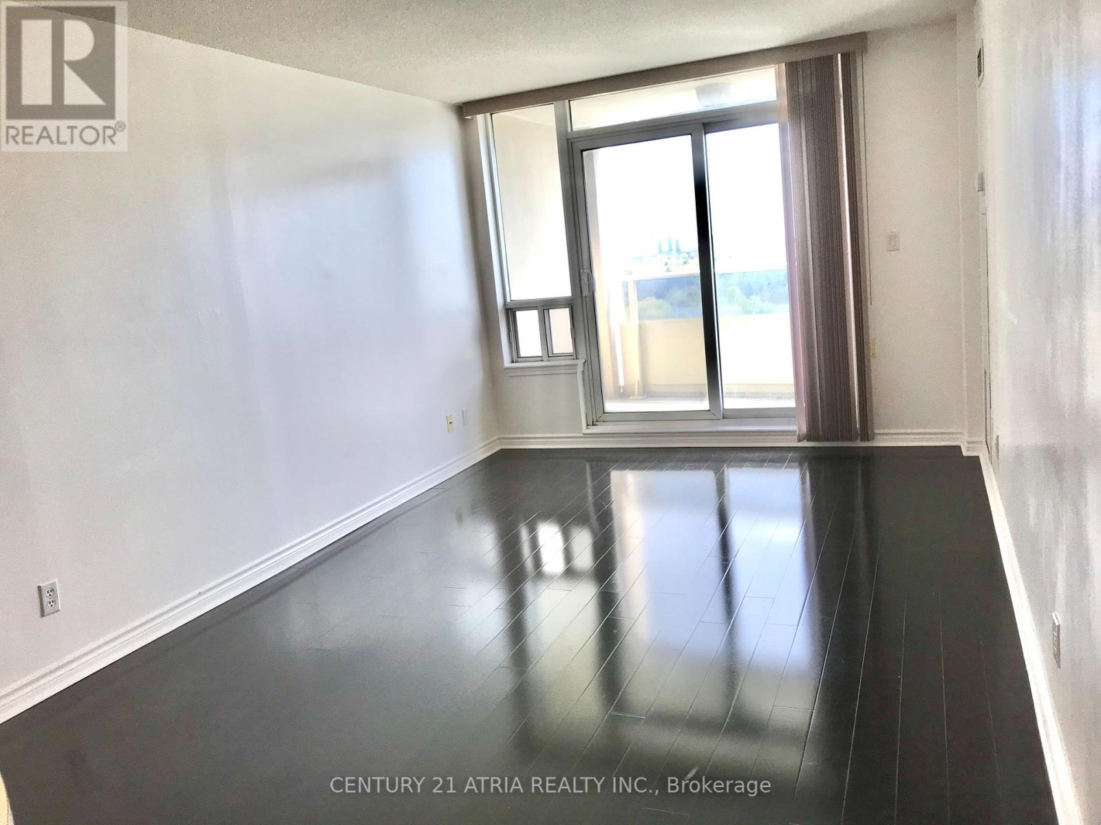 1111 - 3 REAN DRIVE