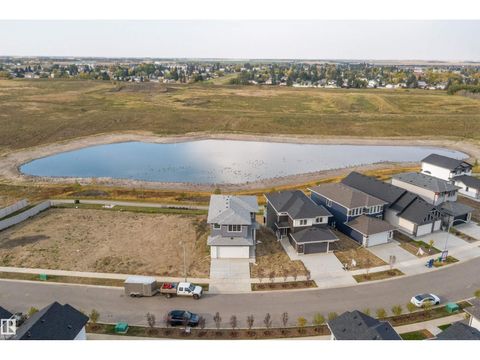 10238 92A AV Morinville AB T8R2R4