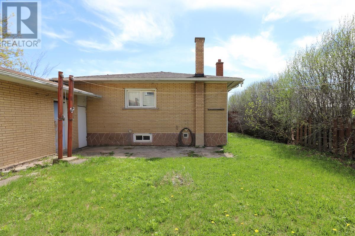 Homes for Sale Sault Ste. Marie 394 Connaught AVE