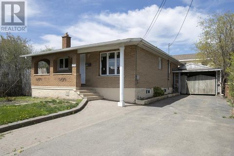 394 Connaught AVE Sault Ste. Marie ON P6C2C9