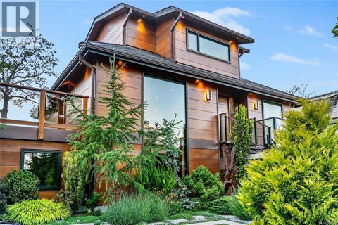 626 Monterey Ave Oak Bay BC V8S4T9