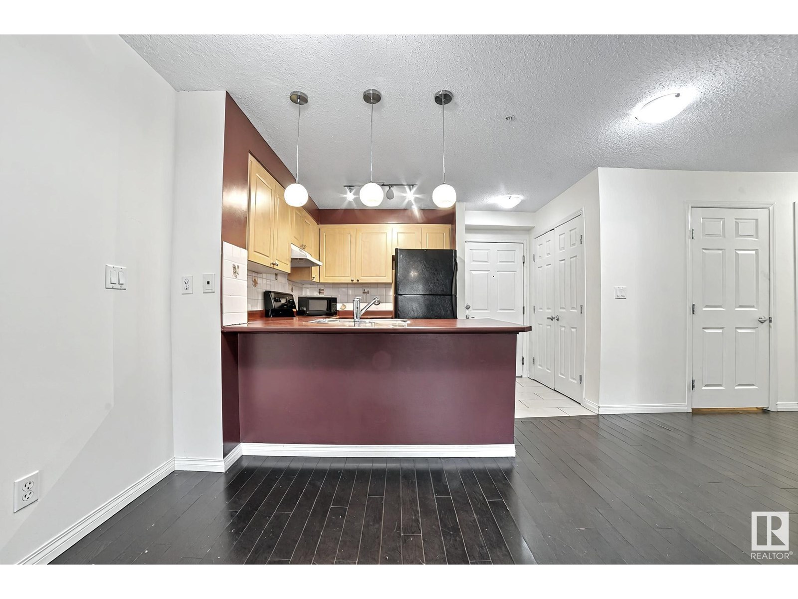 #111 622 MCALLISTER LO SW