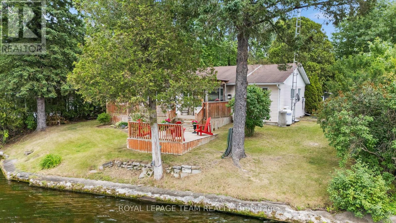 2733 RIDEAU GLEN LANE