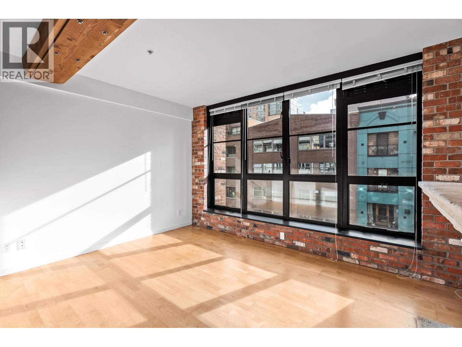 301 1238 HOMER STREET