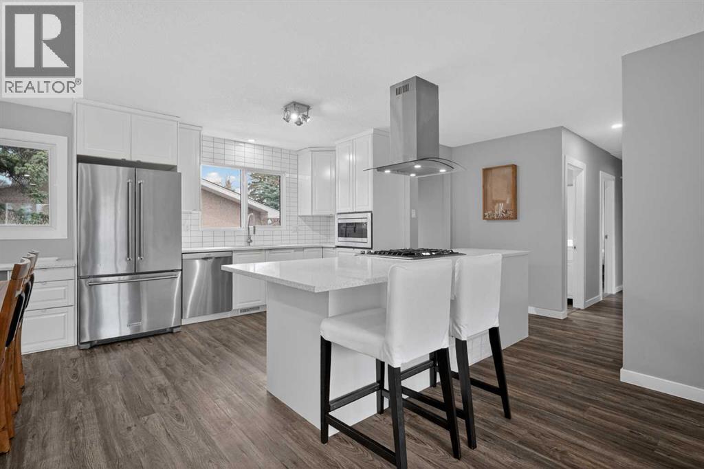 252 Allan Crescent SE