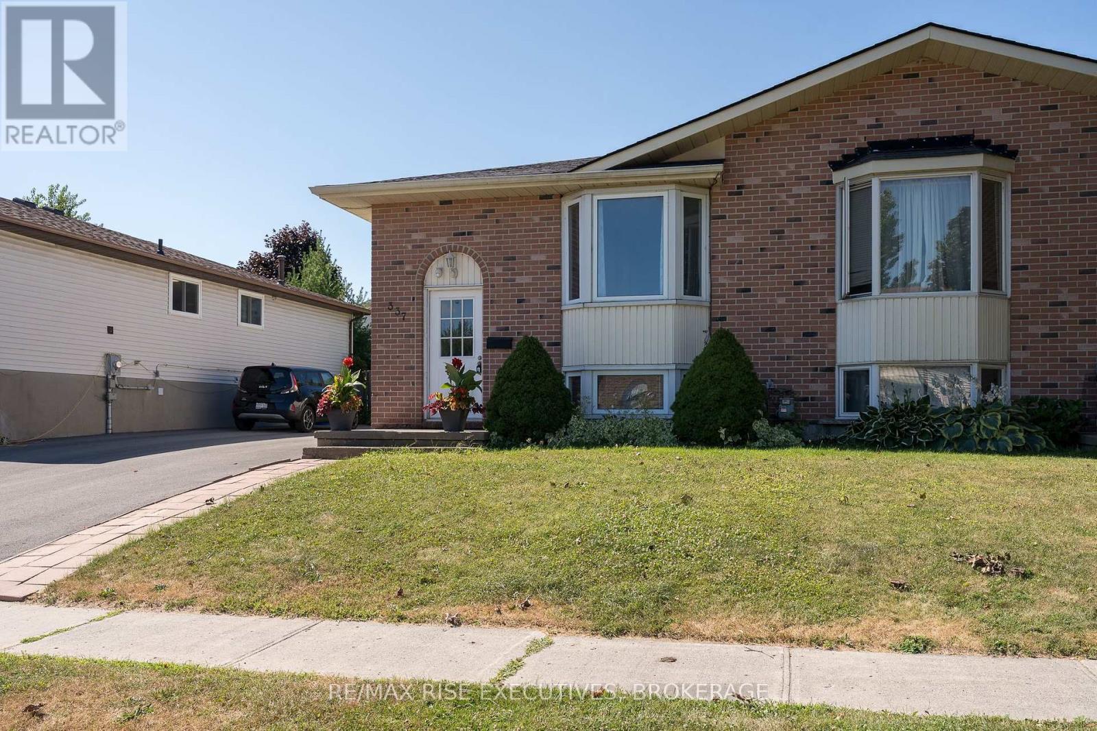 337 OWENS CRESCENT