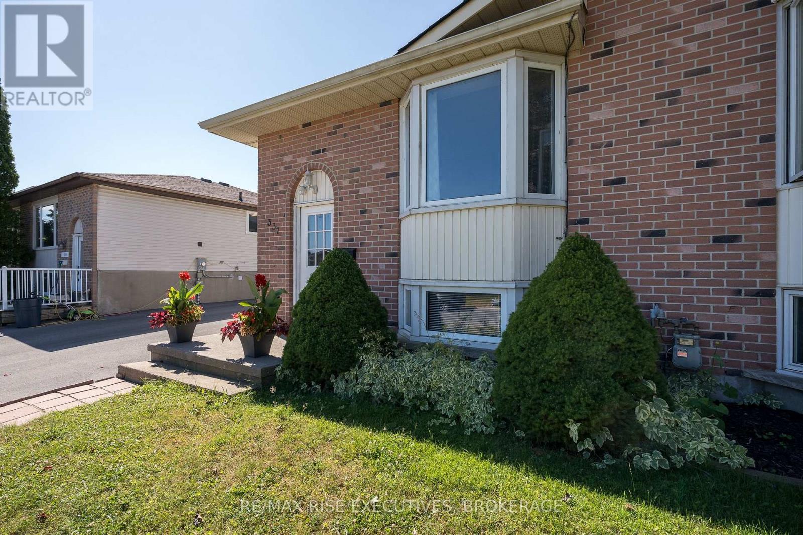 337 OWENS CRESCENT