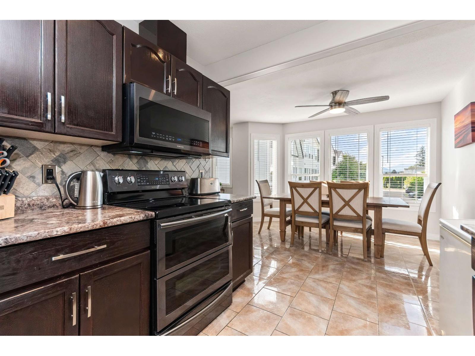 27 45286 WATSON ROAD|Garrison Crossing