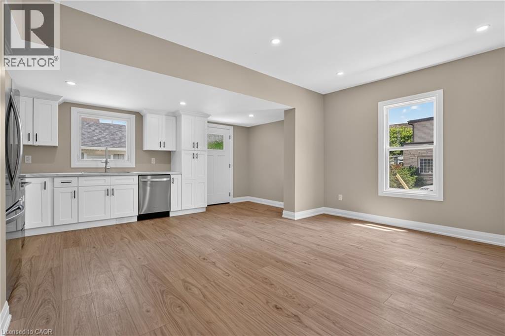317 ALDER Street W