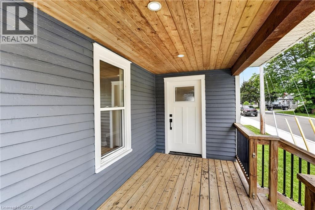 317 ALDER Street W
