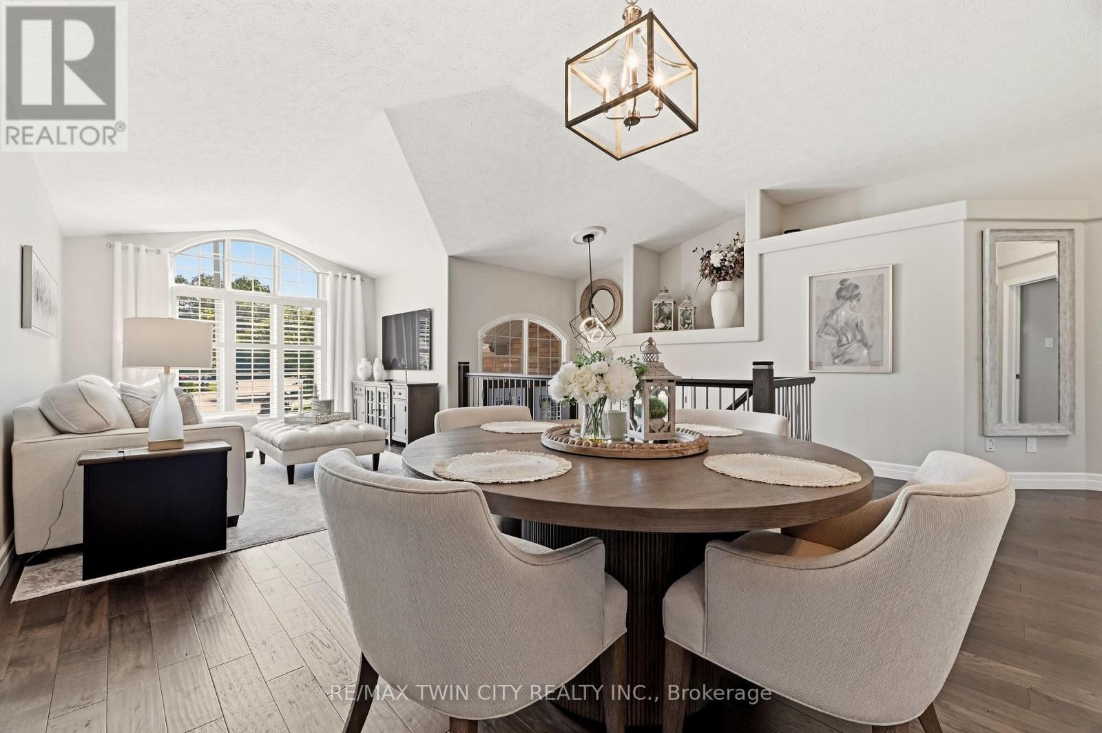 47 DEERPARK AVENUE