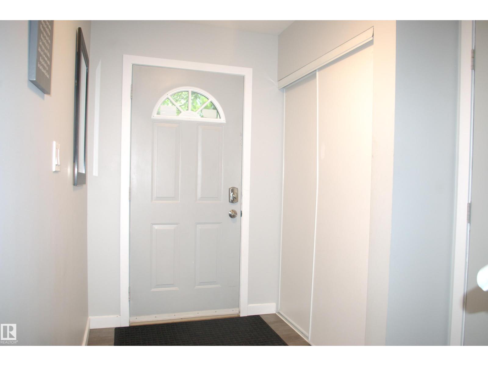 #27 9505 176 ST NW
