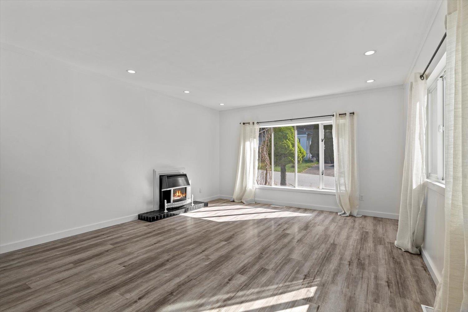 68 46511 CHILLIWACK LAKE ROAD|Chilliwack River Valley