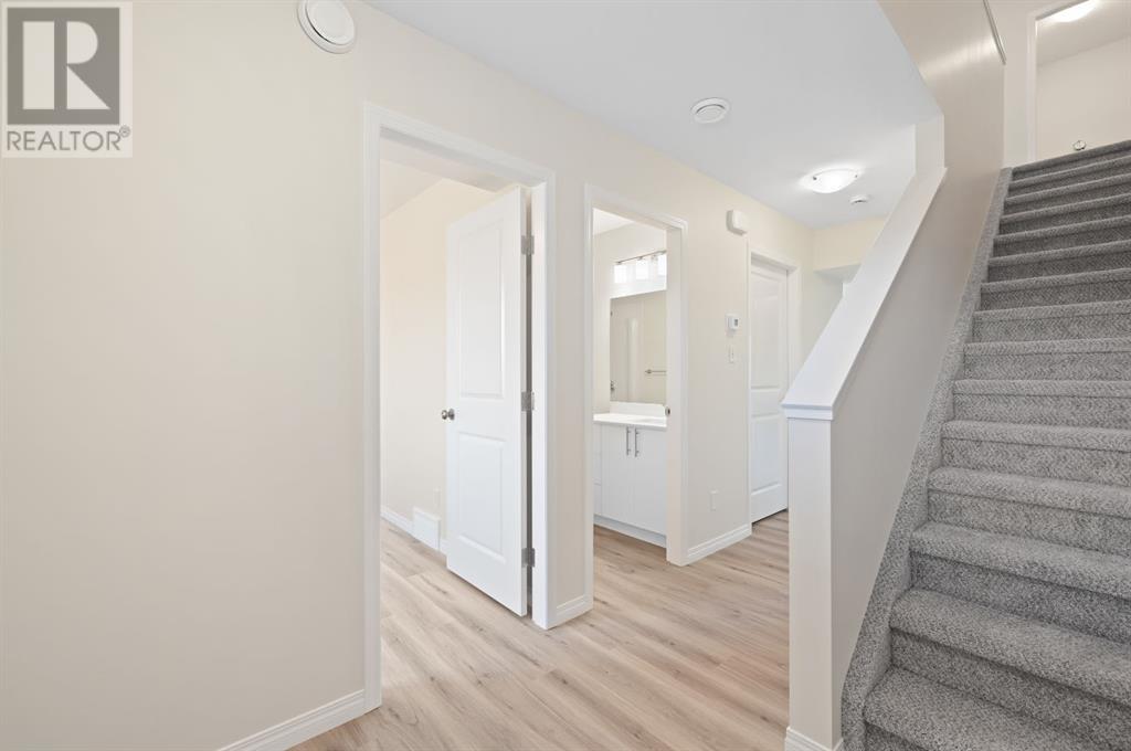 22 Valarosa Park