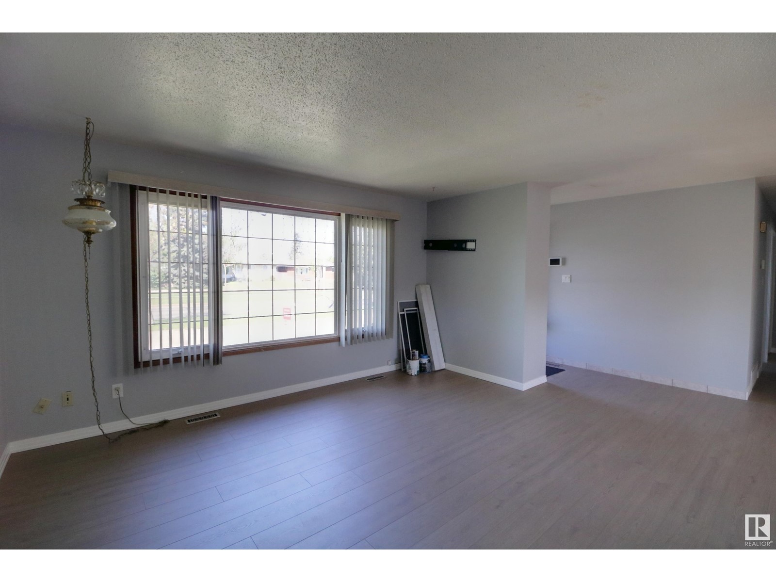 13535 82 ST NW