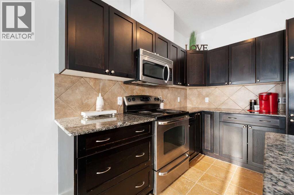 602, 620 Luxstone Landing SW