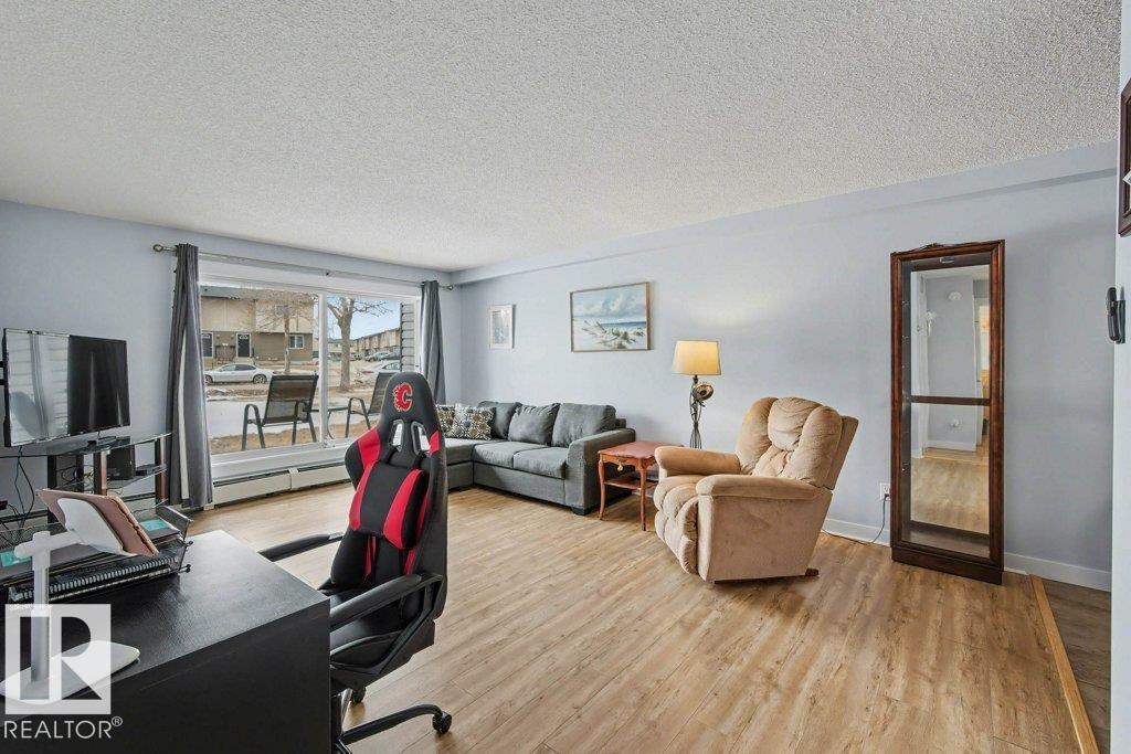 #102 15105 121 ST NW