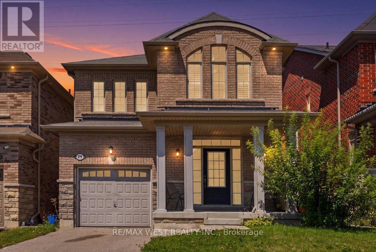 29 STOCKELL CRESCENT