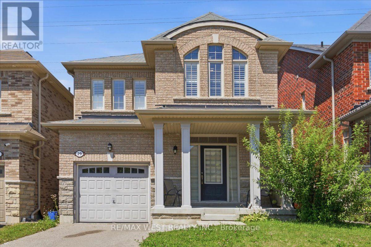 29 STOCKELL CRESCENT
