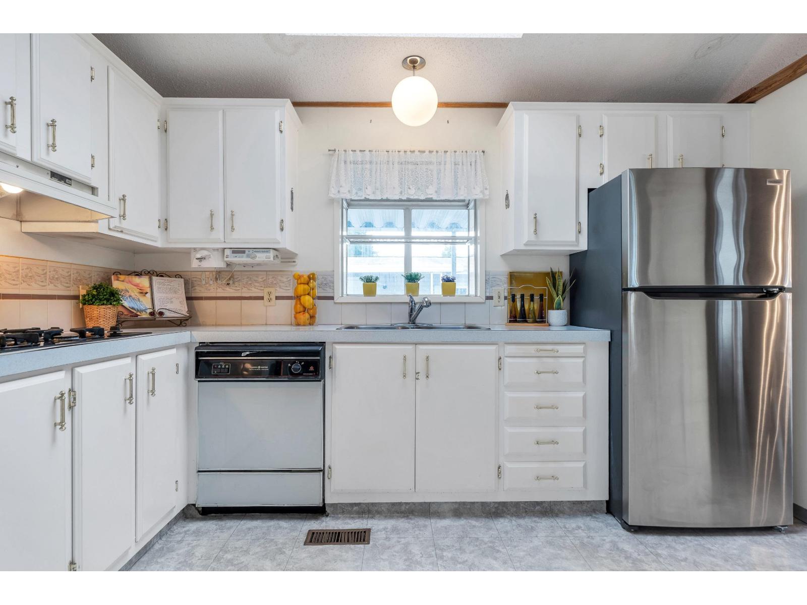 242 20071 24 AVENUE