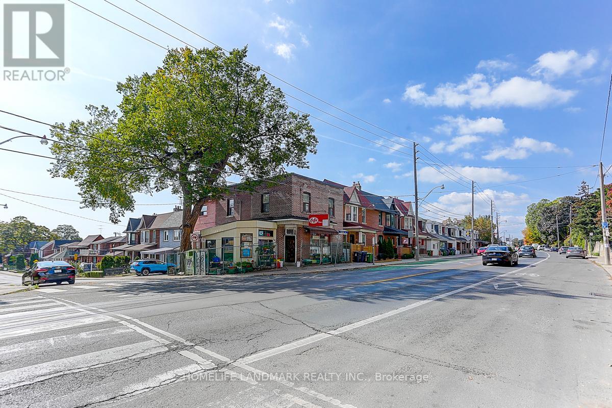 Photo 1 of 13 — 1281 DAVENPORT ROAD, Toronto (Dovercourt-Wallace Emerson-Junction), ON M6H2H3