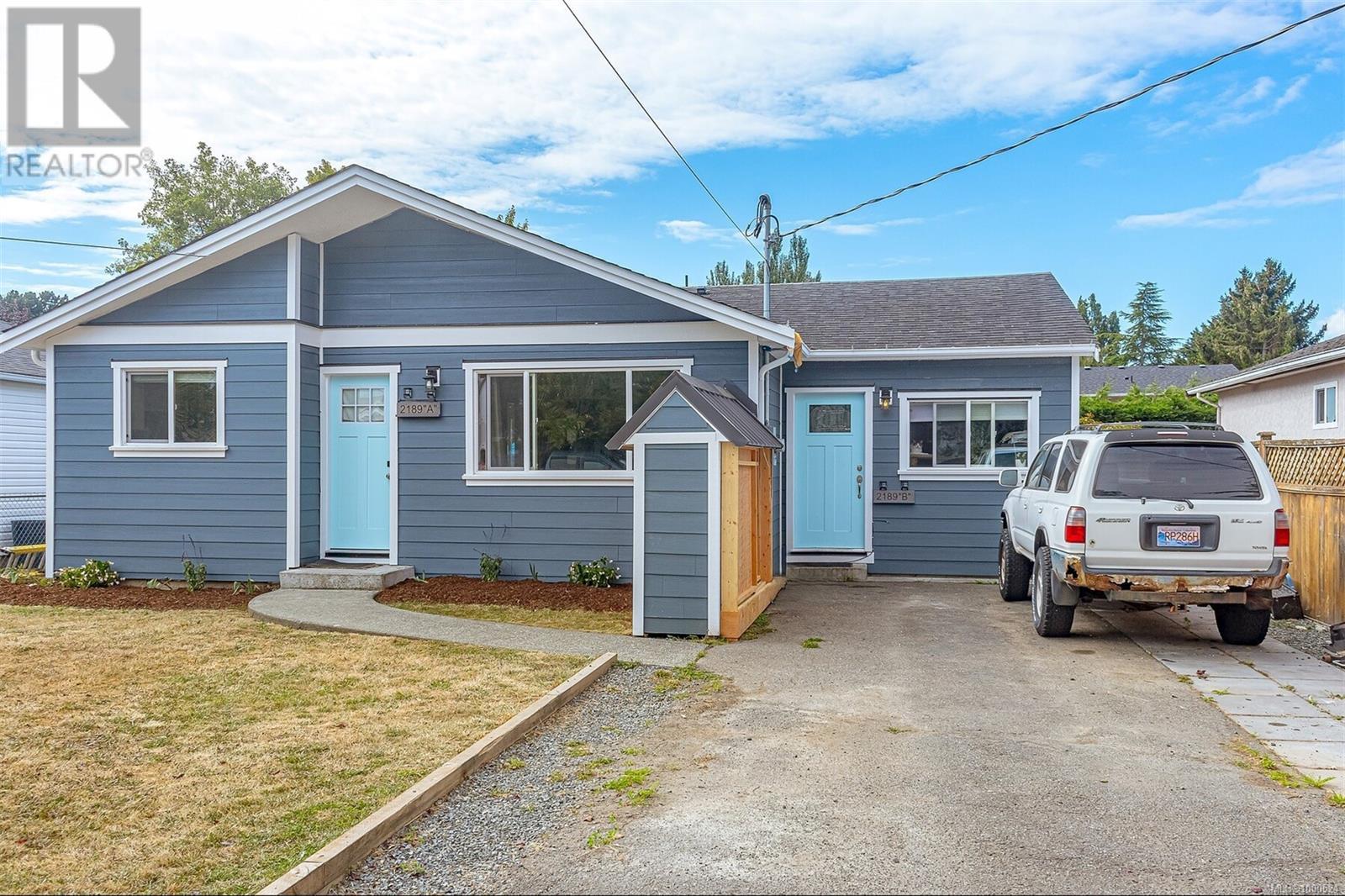 2189A &2189B Amelia Ave