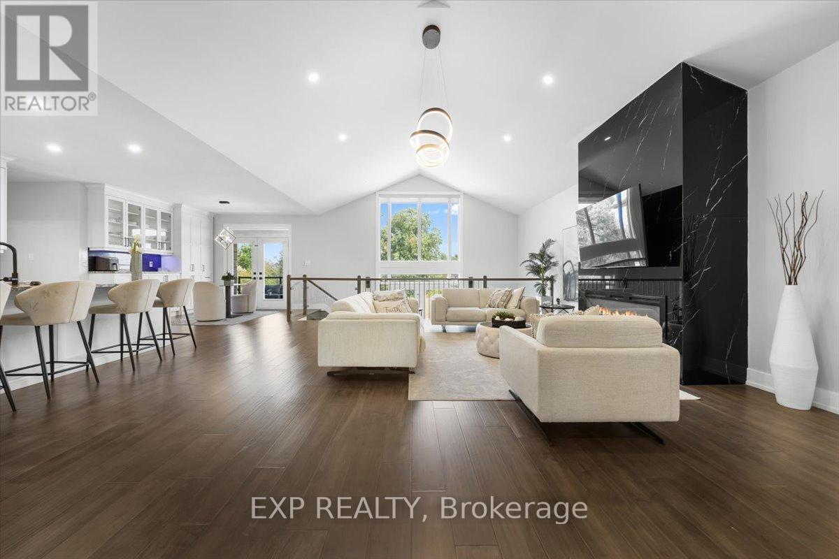 1601 LAKESHORE DRIVE