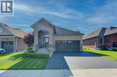 23 MICHAEL MYERS Road Baden ON N3A4S5