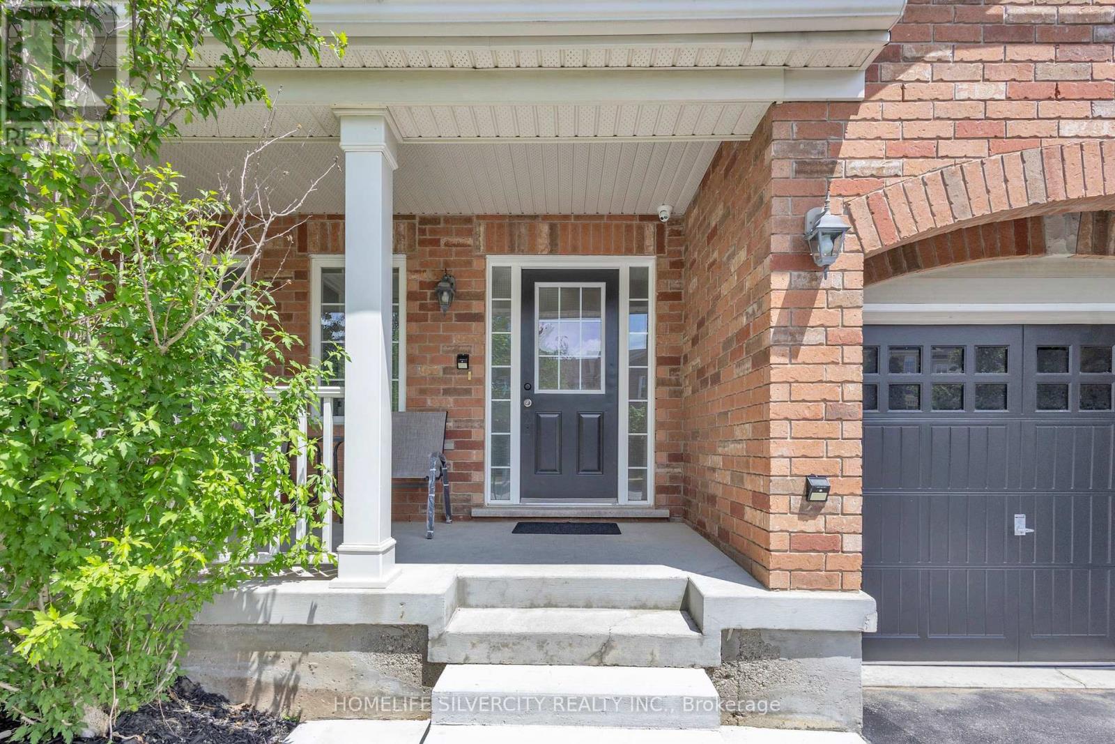 28 SILVERTHORNE DRIVE