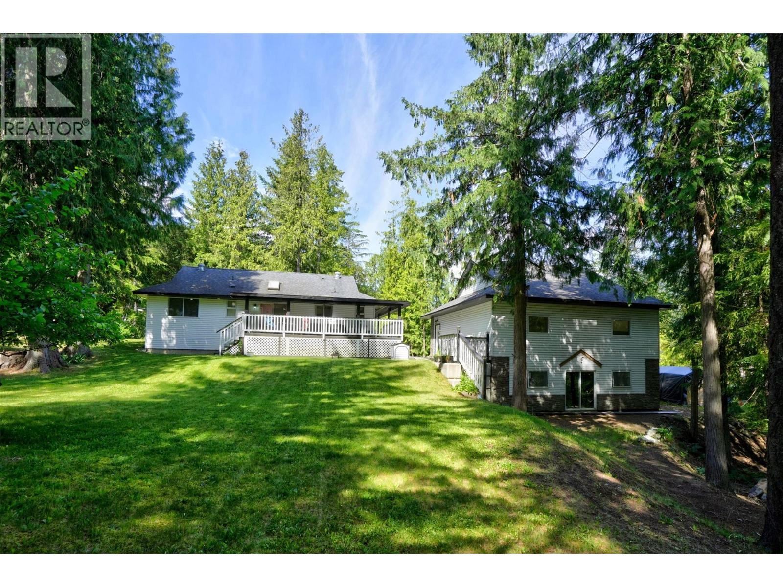452 Balfour Crescent