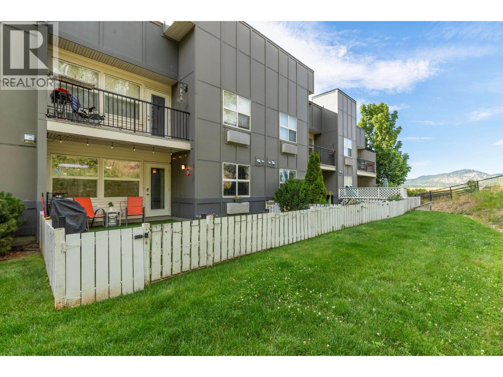 1479 Glenmore Road N Unit# 214