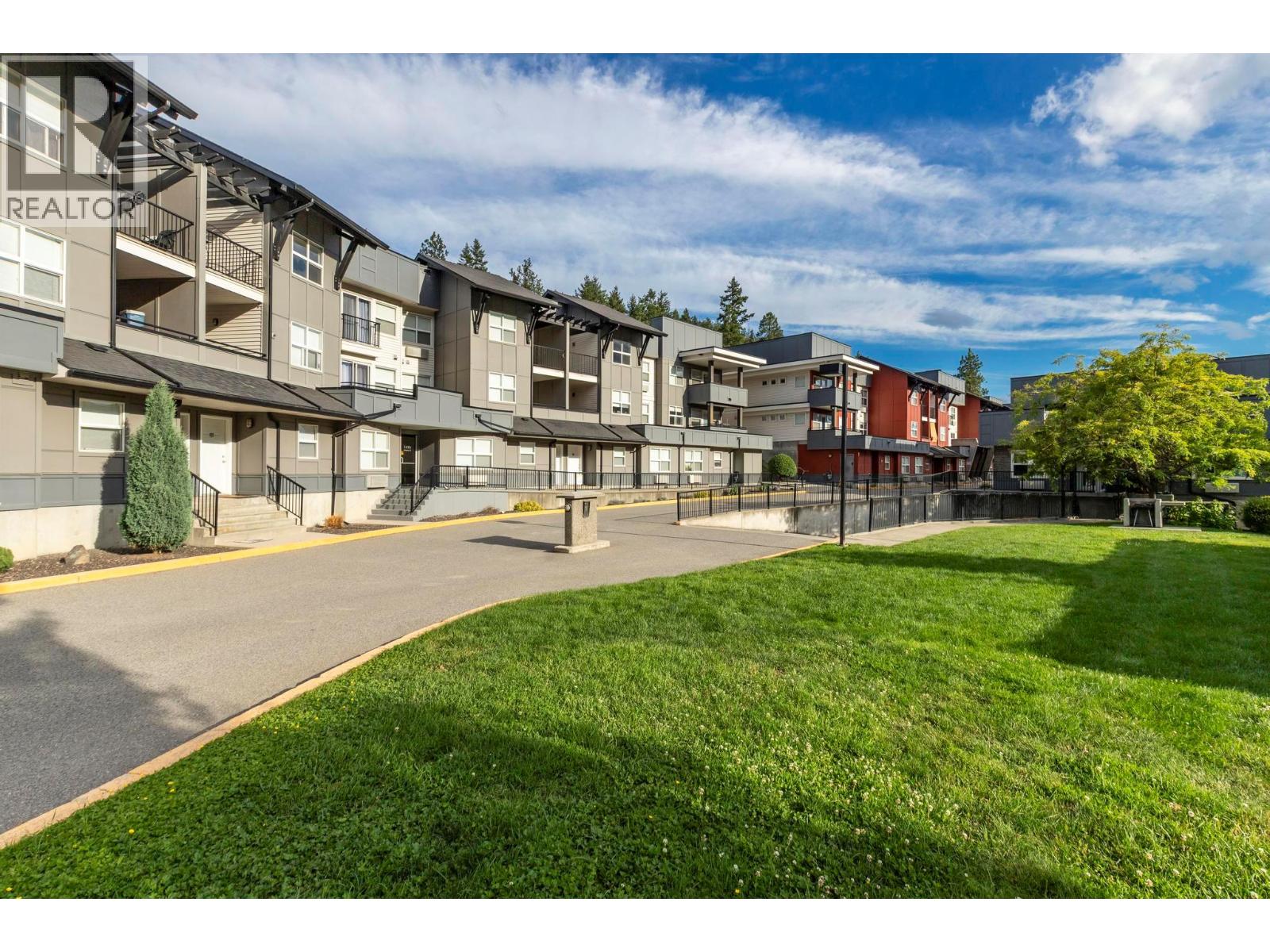 1479 Glenmore Road N Unit# 214