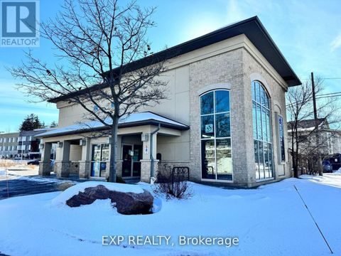 B - 580 LANCASTER STREET W Kitchener ON N2K1M3