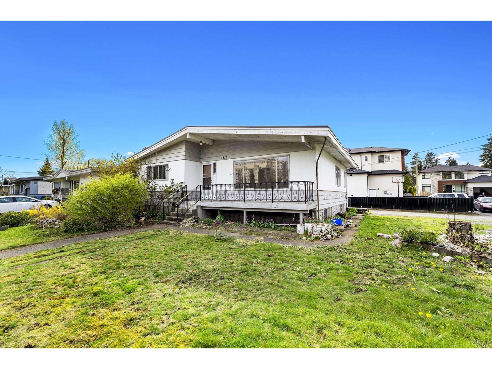 2815 CENTENNIAL STREET