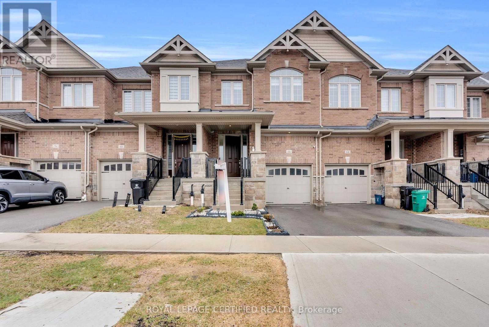 66 GRASSBOURNE AVENUE